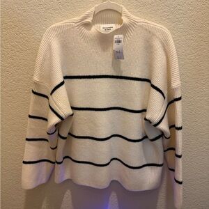 Abercrombie & Fitch Women's Cream and Black Striped Sweater NWT